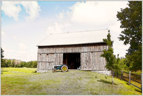 Tractor Barn Line Art